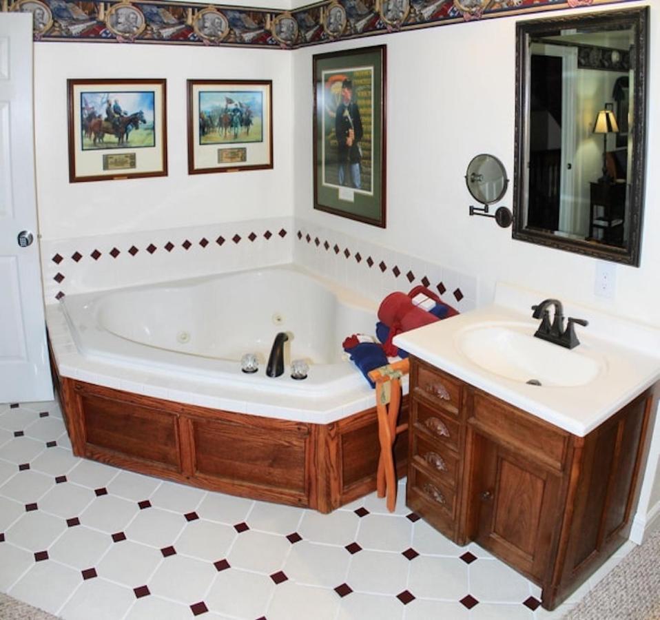Rosberg House Bed and Breakfast Lindsborg Exterior foto